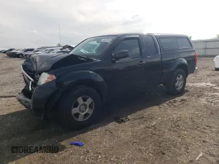 2012 Nissan Frontier SV z VIN 1N6BD0CT5CC468504, wystawiony jako Copart lot #54602885 z przebiegiem 108 724 mil mil oraz Szkody całkowita. Historia ofert i sprzedaży dostępna na DreamBid. Obrazek 1.