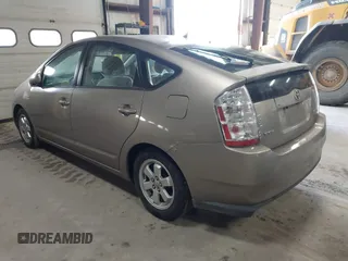 2007 Toyota Prius with VIN JTDKB20U373208237, listed as a IAAI auction lot 41649180 with 225,168 mi miles. Bid and sale history available at carsss.com. Image 3.