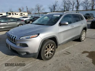 2017 Jeep Cherokee Latitude with VIN 1C4PJMCB9HW665519, listed as a Copart auction lot 83076504 with 93,531 mi miles and Clean Title. Bid and sale history available at carsss.com. Image 1.