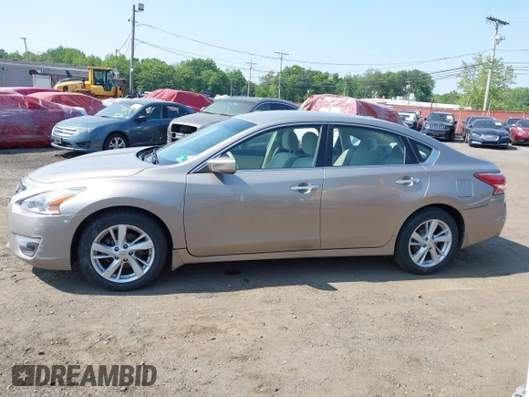 2013 Nissan Altima SL with VIN 1N4AL3APXDC210740, listed as a IAAI auction lot 42421943 with 67,378 mi miles and . Bid and sale history available at DreamBid. Image 14.
