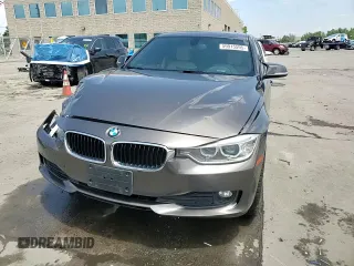 2014 BMW 3 Series 320i xDrive with VIN WBA3C3C53EK200375, listed as a Copart auction lot 59915595 with 104,320 mi miles and Salvage title. Bid and sale history available at DreamBid. Image 13.