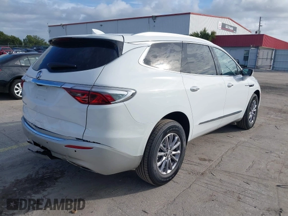 2024 Buick Enclave Premium with VIN 5GAERCKW2RJ113133, listed as a IAAI auction lot 38136692 with 1,974 mi miles and . Bid and sale history available at carsss.com. Image 4.