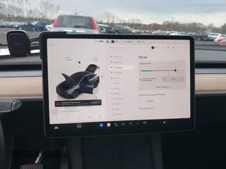 2024 Tesla Model Y Long Range z VIN 7SAYGDEE1RA323921, wystawiony jako IAAI lot #42027195 z przebiegiem 13 774 mil mil oraz . Historia ofert i sprzedaży dostępna na DreamBid. Obrazek 17.