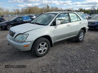2001 Lexus RX 300 with VIN JTJHF10U110227769, listed as a Copart auction lot 53426095 with 169,878 mi miles and Salvage Title. Bid and sale history available at carsss.com. Image 1.