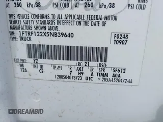2005 Ford F-150 XL с VIN 1FTRF122X5NB39640, выставлен на аукционе IAAI как лот 42460270 с пробегом 276 631 миль миль и . История ставок и продаж доступна на DreamBid. Изображение 9.
