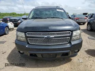 2007 Chevrolet Avalanche 3LT z VIN 3GNFK12307G322099, wystawiony jako Copart lot #57363775 z przebiegiem 249 515 mil mil oraz Czysty tytuł • Clean title. Historia ofert i sprzedaży dostępna na DreamBid. Obrazek 5.