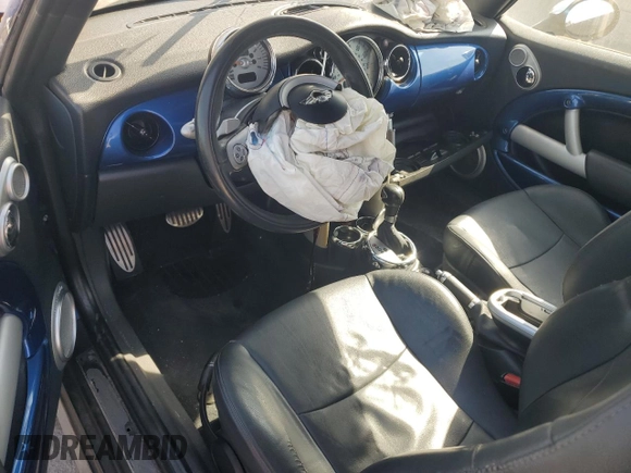2007 MINI Convertible S with VIN WMWRH33597TL94449, listed as a Copart auction lot 43903935 with 67,484 mi miles and Non repairable. Bid and sale history available at DreamBid. Image 8.
