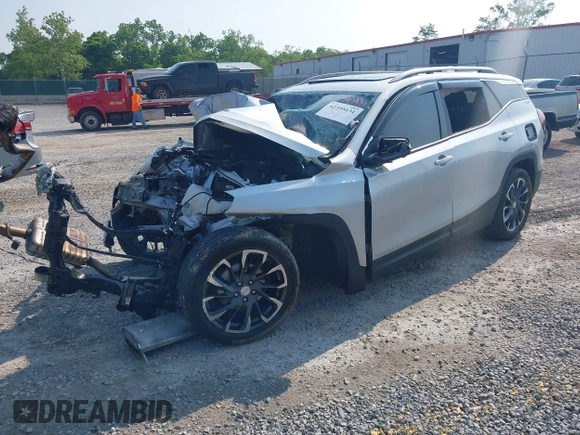 2022 GMC Terrain SLT z VIN 3GKALVEV1NL195005, wystawiony jako IAAI lot #42395131 z przebiegiem 40 499 mil mil oraz . Historia ofert i sprzedaży dostępna na DreamBid. Obrazek 2.