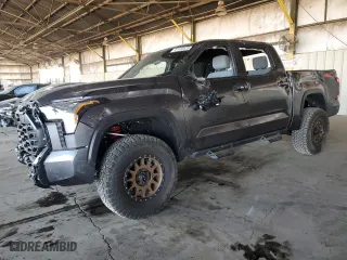 2025 Toyota Tundra 4WD SR with VIN 5TFLA5DB8SX243584, listed as a Copart auction lot 41913525 with 2,936 mi miles and Salvage Title. Bid and sale history available at carsss.com. Image 1.