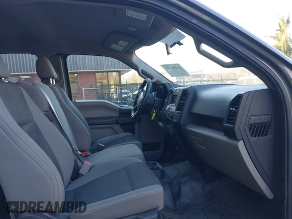 2015 Ford F-150 XLT with VIN 1FTEX1E88FKF22622, listed as a IAAI auction lot 41402747 with 214,667 mi miles. Bid and sale history available at carsss.com. Image 5.