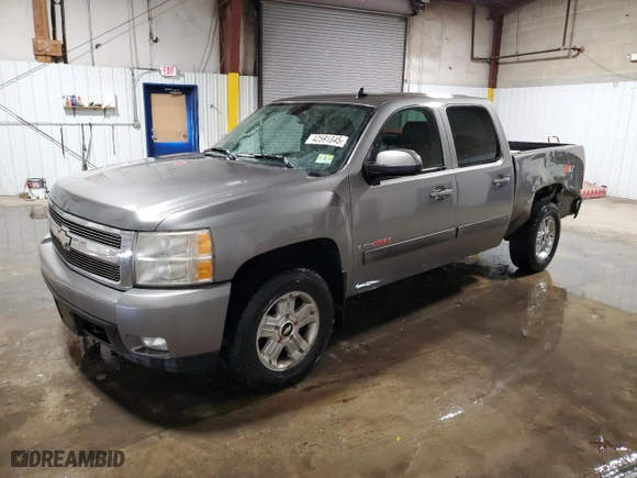 2007 Chevrolet Silverado 1500 LTZ with VIN 3GCEK13Y87G511596, listed as a Copart auction lot 42591845 with 185,189 mi miles and Salvage Title. Bid and sale history available at carsss.com. Image 1.