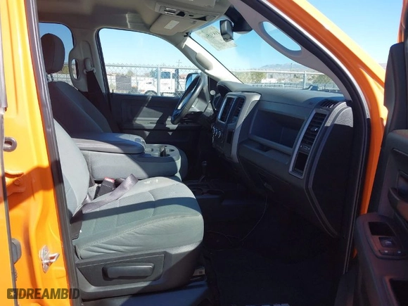 2014 Ram 2500 Tradesman with VIN 3C6TR5CTXEG235098, listed as a IAAI auction lot 41831596 with 97,540 mi miles. Bid and sale history available at carsss.com. Image 5.