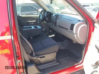 2011 Chevrolet Silverado 1500 Work Truck with VIN 1GCRCPEXXBZ417282, listed as a IAAI auction lot 42022902 with 127,388 mi miles and . Bid and sale history available at DreamBid. Image 5.