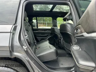 2024 Jeep Grand Cherokee с VIN 1C4RJYB62RC142608, выставлен на аукционе Copart как лот 60274445 с пробегом 43 564 миль миль и Чистый • Clean title. История ставок и продаж доступна на DreamBid. Изображение 8.