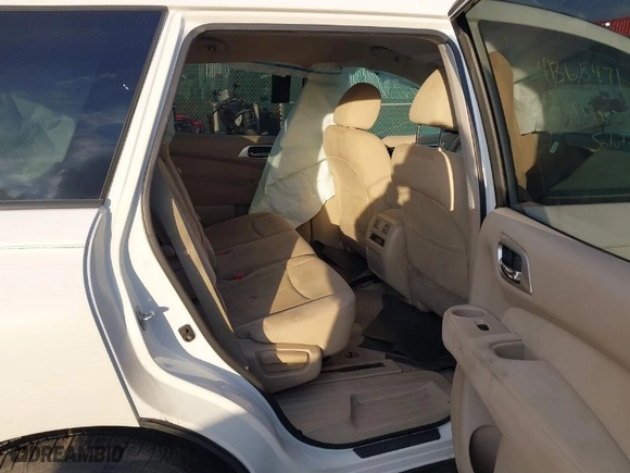 2014 Nissan Pathfinder Platinum with VIN 5N1AR2MM3EC647044, listed as a IAAI auction lot 41365471 with 135,767 mi miles. Bid and sale history available at carsss.com. Image 8.