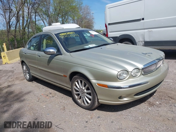 2008 Jaguar X-Type z VIN SAJWA51A28WJ37186, wystawiony jako IAAI lot #42107511 z przebiegiem 157 524 mil mil oraz . Historia ofert i sprzedaży dostępna na DreamBid. Obrazek 1.