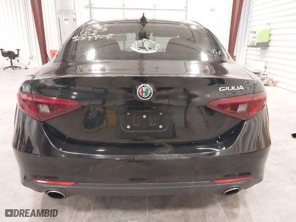 2017 Alfa Romeo Giulia Ti with VIN ZARFAECN7H7554902, listed as a IAAI auction lot 41599442 with 84,045 mi miles. Bid and sale history available at carsss.com. Image 16.
