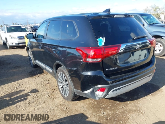 2020 Mitsubishi Outlander SE with VIN JA4AD3A32LZ023826, listed as a IAAI auction lot 42073015 with Not provided miles and . Bid and sale history available at DreamBid. Image 3.