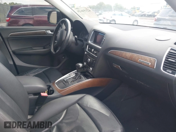 2015 Audi Q5 Premium with VIN WA1CFAFP0FA041103, listed as a IAAI auction lot 42154624 with 123,107 mi miles. Bid and sale history available at carsss.com. Image 5.