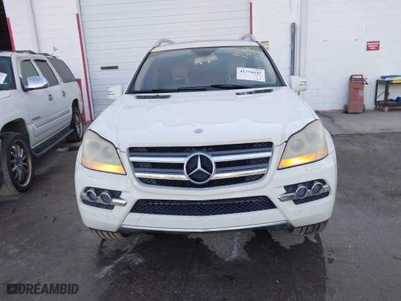 2011 Mercedes-Benz GL-Class GL 450 with VIN 4JGBF7BE1BA641658, listed as a IAAI auction lot 41756641 with 148,474 mi miles. Bid and sale history available at carsss.com. Image 6.