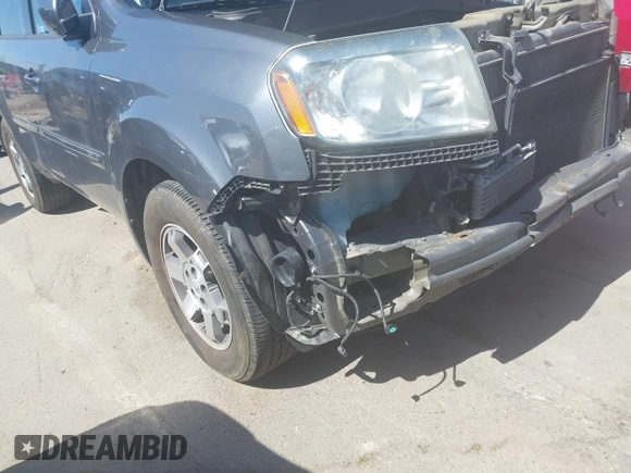 2011 Honda Pilot Touring with VIN 5FNYF4H96BB083532, listed as a IAAI auction lot 41926177 with 100,815 mi miles. Bid and sale history available at carsss.com. Image 18.