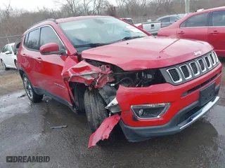 2019 Jeep Compass Limited with VIN 3C4NJCCB9KT793600, listed as a IAAI auction lot 41558619 with 75,682 mi miles. Bid and sale history available at carsss.com. Image 1.