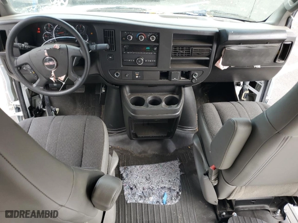 2022 GMC Savana Cargo Van with VIN 1GTW7AFP1N1188822, listed as a Copart auction lot 76135484 with 24,056 mi miles and Clean Title. Bid and sale history available at carsss.com. Image 8.
