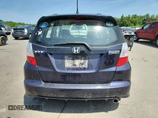 2010 Honda Fit Sport с VIN JHMGE8H49AC008490, выставлен на аукционе Copart как лот 60520065 с пробегом 102 168 миль миль и Чистый • Clean title. История ставок и продаж доступна на DreamBid. Изображение 6.