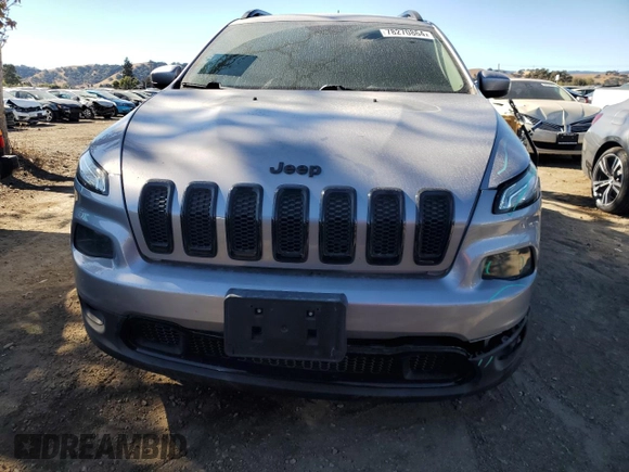 2018 Jeep Cherokee Latitude Tech Connect with VIN 1C4PJMCX0JD549302, listed as a Copart auction lot 78270864 with 73,280 mi miles and Salvage title. Bid and sale history available at DreamBid. Image 5.
