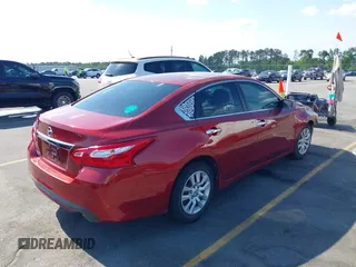 2016 Nissan Altima SR with VIN 1N4AL3AP7GC237639, listed as a IAAI auction lot 41999581 with 192,952 mi miles and . Bid and sale history available at carsss.com. Image 4.