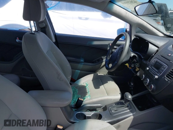 2015 Kia Forte LX with VIN KNAFX4A69F5279165, listed as a IAAI auction lot 42020060 with 1 mi miles. Bid and sale history available at carsss.com. Image 5.
