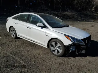 2016 Hyundai Sonata Hybrid Limited with VIN KMHE34L12GA031419, listed as a Copart auction lot 40901493 with 74,055 mi miles. Bid and sale history available at carsss.com. Image 4.