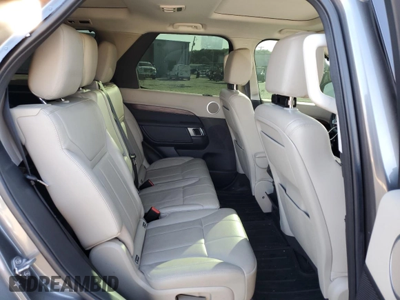 2018 Land Rover Discovery HSE with VIN SALRR2RV0JA053423, listed as a Copart auction lot 74935564 with 123,928 mi miles and Clean Title. Bid and sale history available at carsss.com. Image 11.