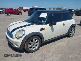 2008 MINI Hardtop with VIN WMWMF33568TT61619, listed as a IAAI auction lot 41997172 with Not Provided miles and . Bid and sale history available at DreamBid. Image 2.