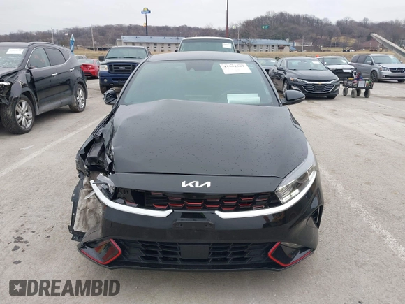 2024 Kia Forte GT-Line with VIN 3KPF54AD4RE739123, listed as a IAAI auction lot 41551589 with 42,284 mi miles. Bid and sale history available at carsss.com. Image 12.
