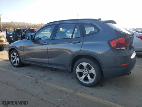2014 BMW X1 sDrive28i with VIN WBAVM1C56EVW49686, listed as a Copart auction lot 47584905 with 182,738 mi miles and Salvage Title. Bid and sale history available at carsss.com. Image 2.