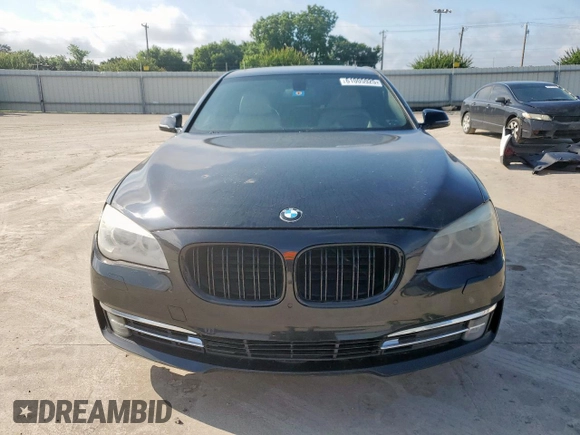 2014 BMW 7 Series 750i с VIN WBAYA8C57ED824970, выставлен на аукционе Copart как лот 61005925 с пробегом 144 457 миль миль и Чистый • Clean title. История ставок и продаж доступна на DreamBid. Изображение 5.