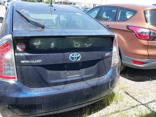 2015 Toyota Prius Four with VIN JTDKN3DUXF1937207, listed as a IAAI auction lot 41239892 with 162,140 mi miles and . Bid and sale history available at DreamBid. Image 17.