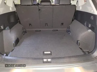 2023 Volkswagen Tiguan SE z VIN 3VV2B7AX8PM058650, wystawiony jako IAAI lot #42801702 z przebiegiem 39 472 mil mil oraz . Historia ofert i sprzedaży dostępna na DreamBid. Obrazek 15.