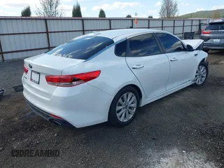 2017 Kia Optima LX with VIN 5XXGT4L39HG122708, listed as a IAAI auction lot 42024524 with 94,768 mi miles and . Bid and sale history available at carsss.com. Image 4.