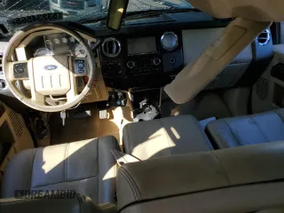 2009 Ford F-250 XL with VIN 1FTSW21R09EA35136, listed as a Copart auction lot 53234565 with 243,527 mi miles and Salvage title. Bid and sale history available at DreamBid. Image 8.