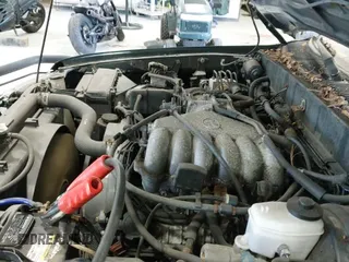 1997 Toyota 4Runner SR5 z VIN JT3HN86R3V0087672, wystawiony jako IAAI lot #43133065 z przebiegiem 185 296 mil mil oraz . Historia ofert i sprzedaży dostępna na DreamBid. Obrazek 13.
