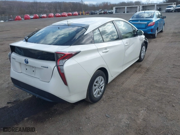 2016 Toyota Prius Two with VIN JTDKBRFU6G3003883, listed as a IAAI auction lot 41924029 with 127,098 mi miles. Bid and sale history available at carsss.com. Image 4.