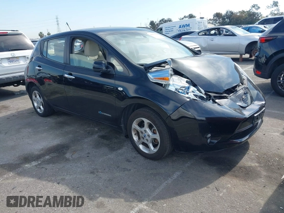 2011 Nissan LEAF SL-e with VIN JN1AZ0CP3BT006608, listed as a IAAI auction lot 41631300 with 60,831 mi miles. Bid and sale history available at carsss.com. Image 1.