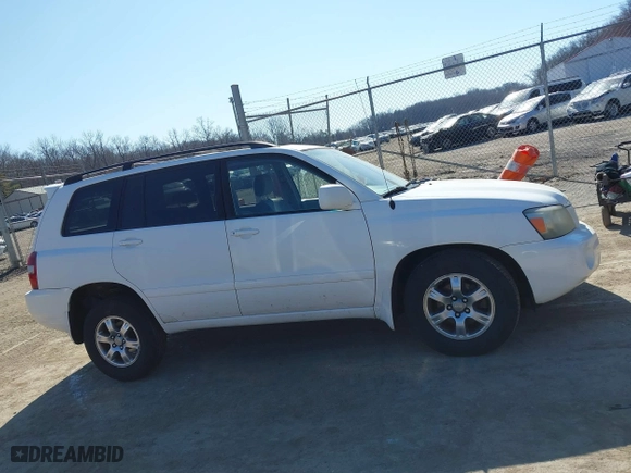 2007 Toyota Highlander with VIN JTEHP21A470189114, listed as a IAAI auction lot 41768588 with 181,542 mi miles. Bid and sale history available at carsss.com. Image 13.