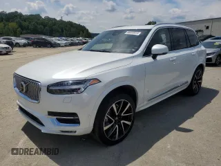 2024 Volvo XC90 Ultimate Bright Theme with VIN YV4062PF3R1200508, listed as a Copart auction lot 66933834 with 5,651 mi miles and Salvage Title. Bid and sale history available at carsss.com. Image 1.