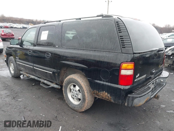 2000 Chevrolet Suburban LT with VIN 3GNFK16T1YG197268, listed as a IAAI auction lot 42026756 with 151,674 mi miles. Bid and sale history available at carsss.com. Image 3.