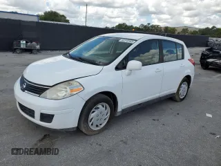 2007 Nissan Versa SL with VIN 3N1BC13E17L377109, listed as a Copart auction lot 62310165 with 172,237 mi miles and Clean title. Bid and sale history available at DreamBid. Image 1.