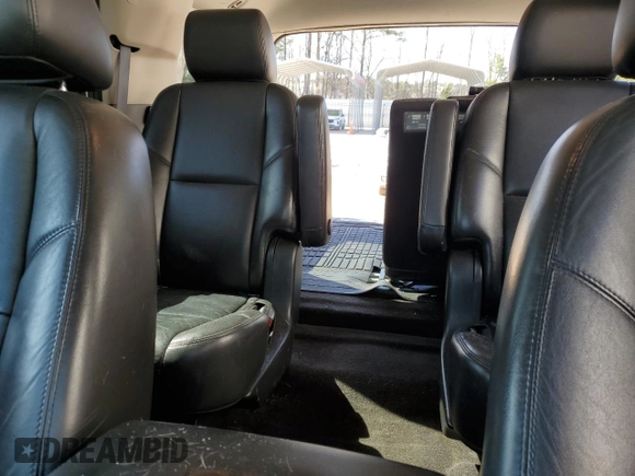 2011 GMC Yukon Denali with VIN 1GKS2EEF1BR121720, listed as a Copart auction lot 47296805 with 291,412 mi miles and Salvage Title. Bid and sale history available at carsss.com. Image 10.