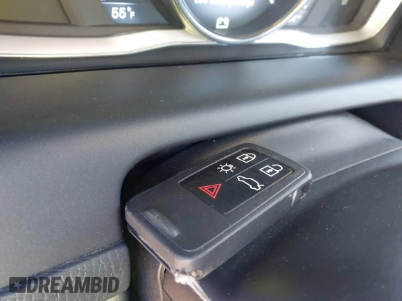 2015 Volvo XC60 T6 with VIN YV4902RK3F2721804, listed as a IAAI auction lot 41833744 with 105,855 mi miles and . Bid and sale history available at DreamBid. Image 11.